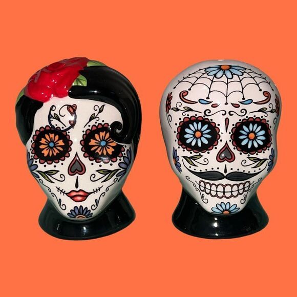 Sugar skull day of the dead salt and pepper set - Picture 1 of 4